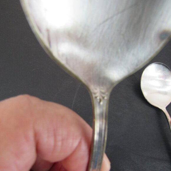 Reed & Barton Pompeian Greek Key & Scrollwork Design Soup Spoon Lot of 3 Vntg - Picture 6 of 8